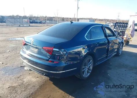 2019 Volkswagen Passat 2.0T Se R-Line z USA, uszkodzony, nr VIN 1VWMA7A37KC012760